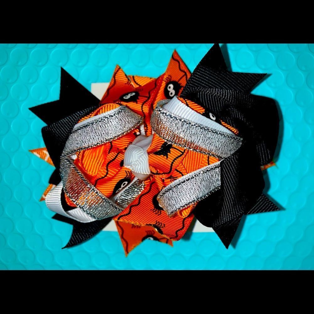 Little girls Halloween hair bows handmade NEW